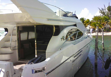 55' Azimut Cancun Luxury Yacht Charters, Cancun Boat Rentals, Yacht Charters Cancun, Cancun mexico 